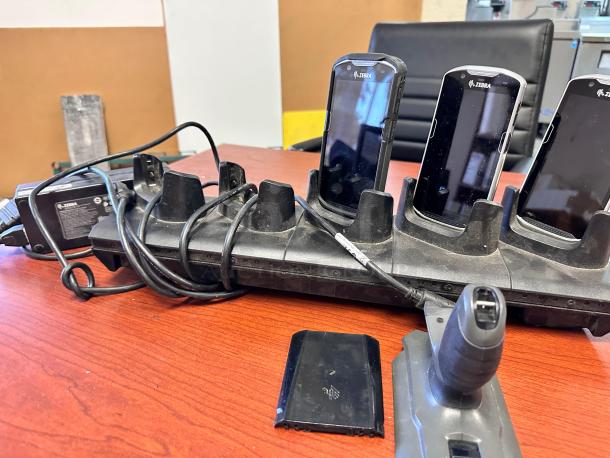 Pristine Zebra 5-Slot Ethernet ShareCradle CRD-TC51-5SCHG-01 for TC51/TC56, tested, includes charger and cables, great condition.