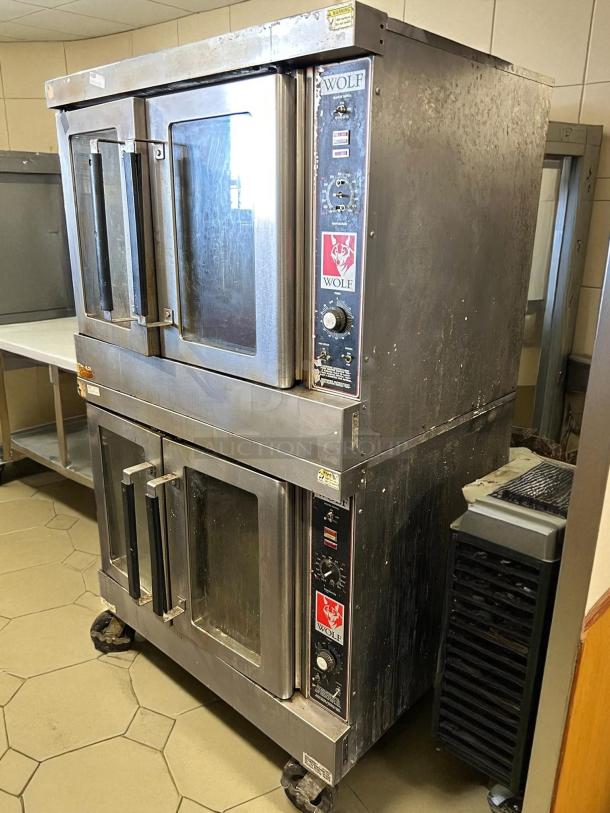 WOLF WKGD-2 double deck gas convection oven in excellent condition. Features controls, brand logo, and working status.