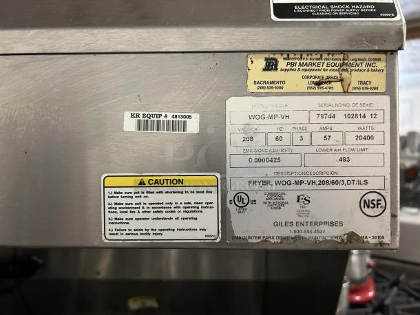 Giles WOG-MP-VH Electric Fryer, 70 lb vat, 208v/3ph, excellent condition, safety and specification labels visible.