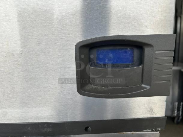 Manitowoc Ice IY-0906A Indigo™ Ice Machine Head, brushed metal finish, control panel visible, in working condition.