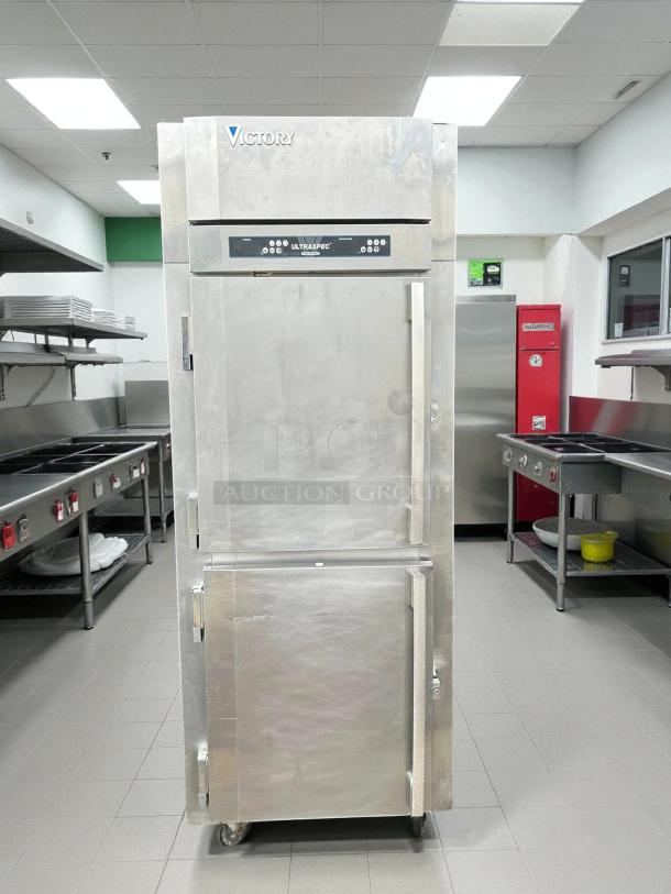 Victory RFS-1D-S1-HD-HC dual temp refrigerator/freezer, single split door, great condition, tested, stainless steel.