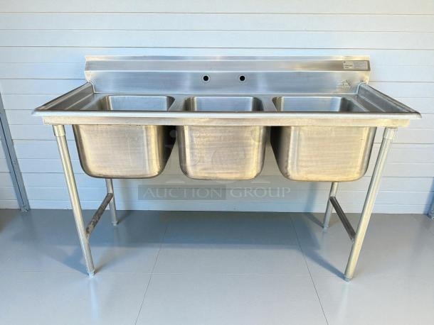 Advance Tabco T9-3-54-18L 77" 3-compartment sink, stainless steel, 16"x20" bowls, 12" deep, great condition.