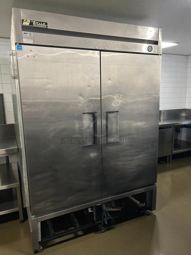 True T-49-HC solid door reach-in refrigerator, tested and working, stainless steel, commercial grade, 54 1/8".