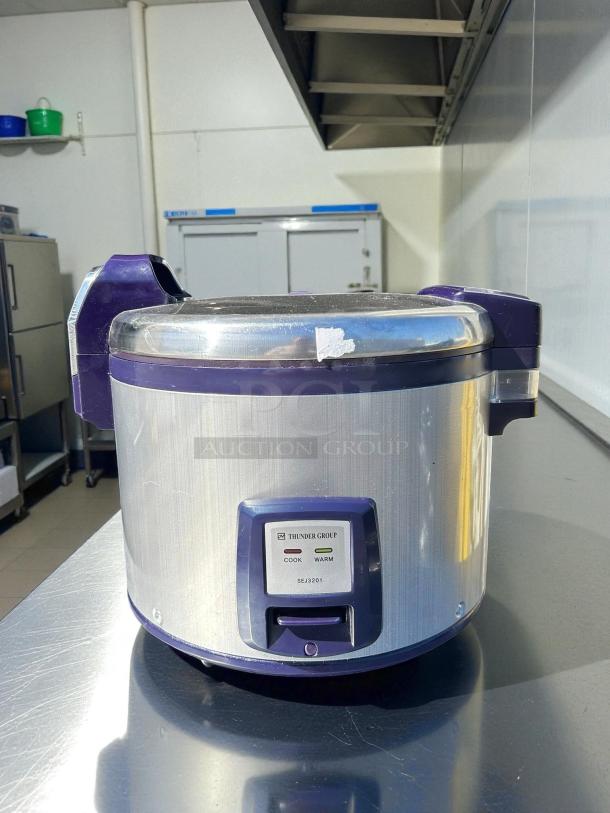 Thunder Group SEJ3201 30-cup rice cooker with digital controls; tested, working condition, slight wear, 110-120v.