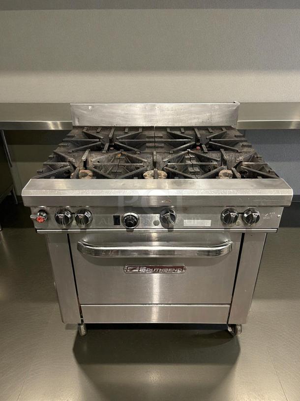 Southbend 4361D 36" LP 6-burner range with oven, great condition, tested, working. Features durable stainless steel.