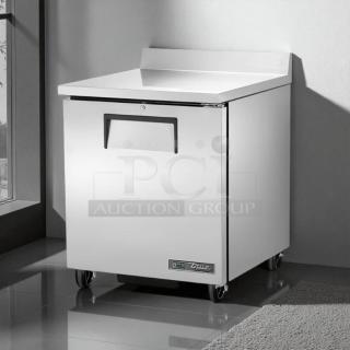 Excellent Condition - True TWT-27-HC 28