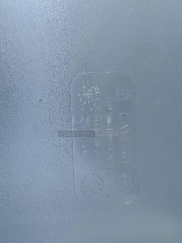 Cambro CamSquares® 22 Qt. Clear Polycarbonate Food Container, model 21422sfscw. Durable, great condition, made in USA.