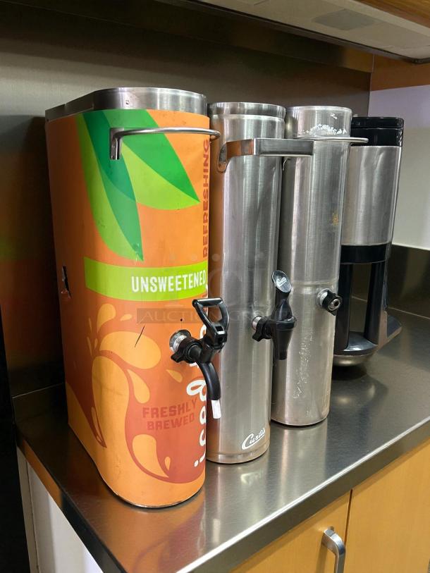 Curtis TCN 3.5 Gallon Stainless Steel Iced Tea Dispenser, colorful exterior, tested, working, features front tap.