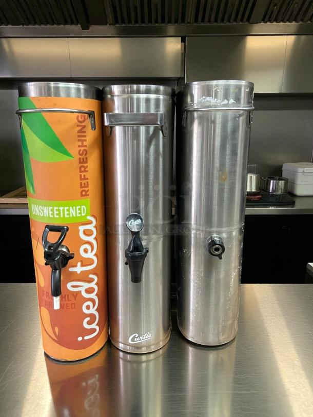 Curtis TCN 3.5 Gallon Stainless Steel Narrow Iced Tea Dispenser, tested and working, with logo and tap visible.