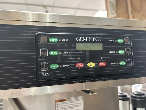 Curtis GEMTS10A1000 G3 Gemini Twin 1.5 Gallon Satellite Coffee Brewer, great condition, tested and working.