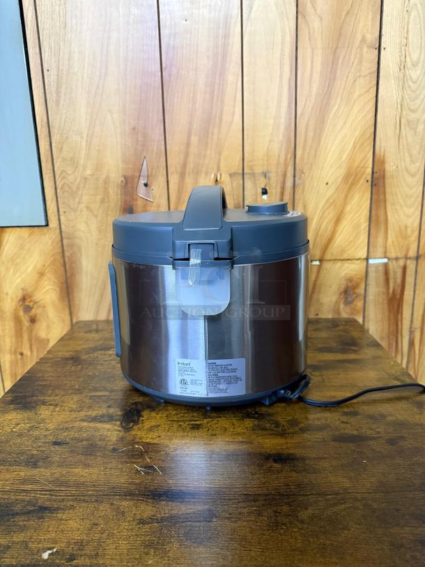 Instant Zest Plus 20-Cup Rice and Grain Cooker by INSTANT POT, stainless steel, model ZEST 20, excellent condition.