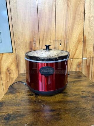 Elite Gourmet 8.5-qt stainless steel slow cooker, red finish, with black handles and glass lid, excellent condition.