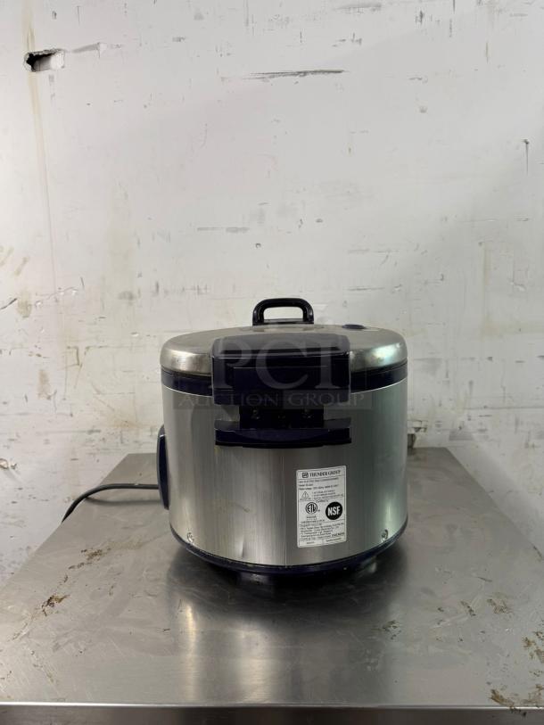 THUNDER GROUP SEJ3201 30 Cup Electric Rice Cooker-Warmer with digital controls, brushed stainless steel exterior, visible certification labels.