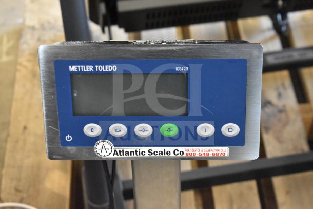 Mettler Toledo ICS4x9-1 commercial combi bench scale with digital display, buttons; used condition, 100-240V, 1 phase.