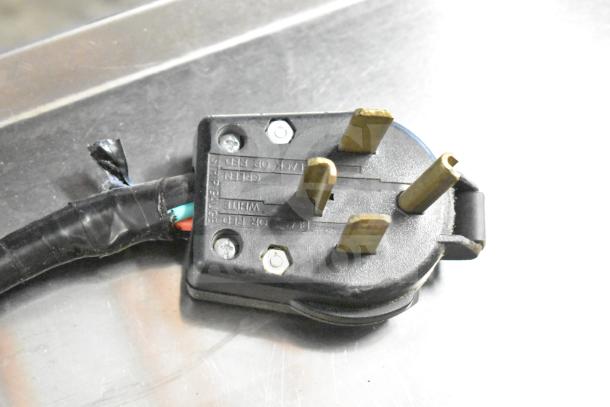 Bunn DUAL TF DBC Coffee Machine power plug, 120/208V, 1 Phase, showing wiring details and condition.