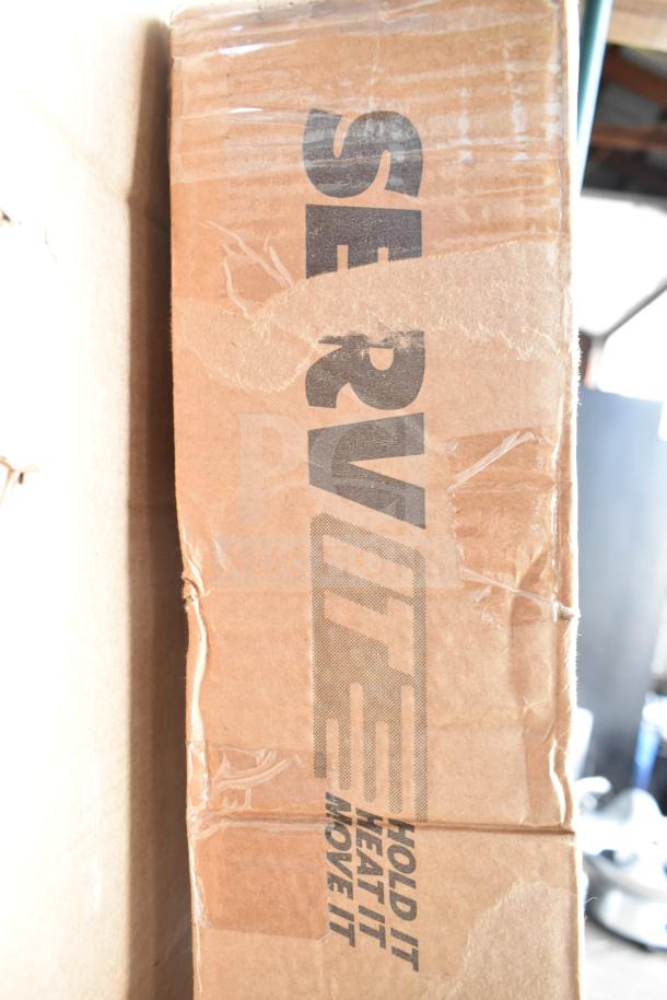 BRAND NEW SCRATCH AND DENT! ServIt 423SW54TCPA 54" Strip Warmer in box; features single toggle control and cord.