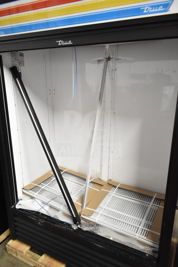 Brand new True GDM-47-HC-LD commercial cooler merchandiser missing doors. Scratch and dent condition, 115 volts, 1 phase.