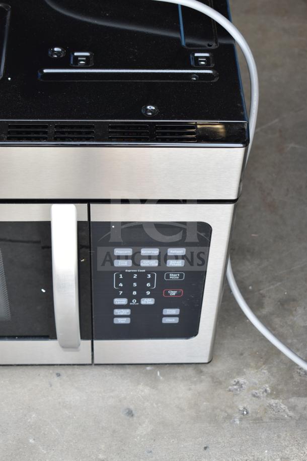 KoolMore KM-MOT-1SS Microwave Oven, 1.6 Cu Ft, fingerprint-resistant stainless steel, 10 power levels, new.