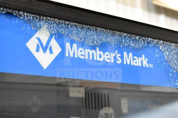 Crane 5800-4 vending machine with glass damage, bill acceptor, 115 volts, 1 phase, "Member's Mark" label visible.