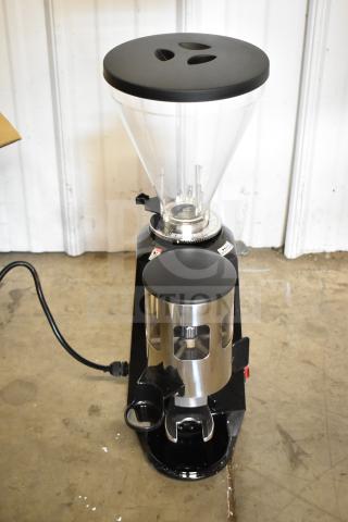 BRAND NEW SCRATCH AND DENT! 2025 Estella 236ECEG26 Commercial Countertop Espresso Grinder. 110/120 Volts, 1 Phase.