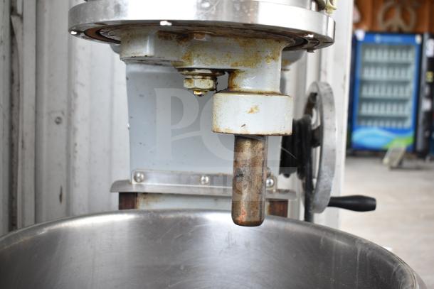 Spar 30HI-J commercial floor 30-quart planetary dough mixer with mixing bowl, 220V, well-used condition, visible wear.