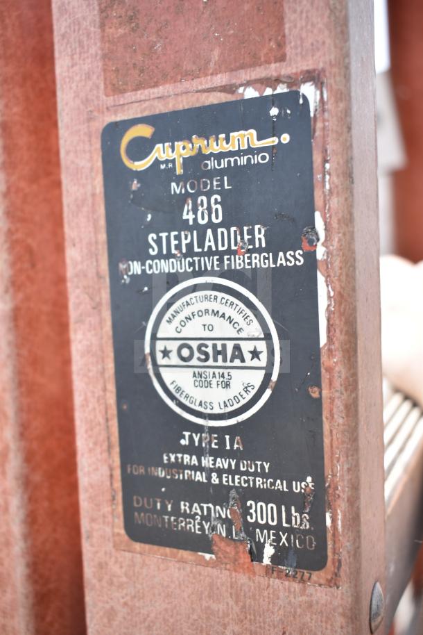 Cuprum Model 486 stepladder label, fiberglass, OSHA certified, Type IA, 300 lb duty rating, industrial use.