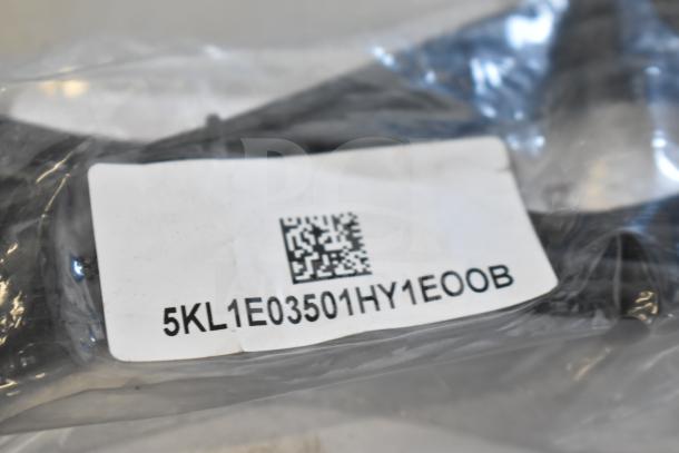 Nine various cables, including model 5KL1E03501HY1EUNE, labeled in plastic packaging. Auction lot offers x9 value.