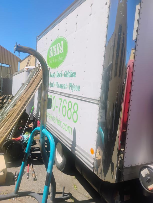 1998 UD International cab-over refrigerated box truck, rooftop reefer, clear title, runs, 103,180 miles, GVW 14,250 lbs.