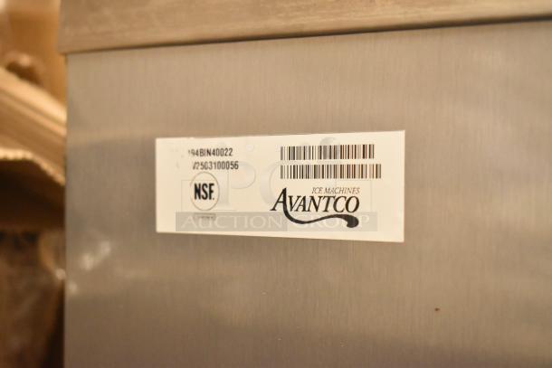 Avantco 194BIN40022 stainless steel 22" ice storage bin, 383 lb capacity. Brand new with scratch and dent. Metal alloy exterior.