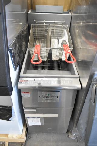 Stainless steel Mainstreet 541FF40L propane fryer, 40 lb. capacity, 90,000 BTU, includes 2 metal baskets, brand new.