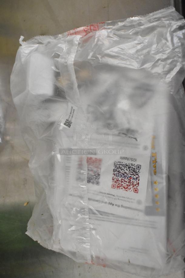 Pioneer WT018GLSI25HLH Air Curtain, 18,000 BTU, 208-230 Volts, 1 Phase. New, scratch and dent. Packaged in plastic.