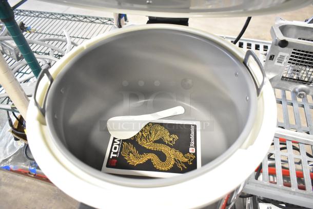 BRAND NEW RiceMaster Town 56916S 72 Cup Commercial Rice Warmer, stainless steel finish, includes spatula and manual.