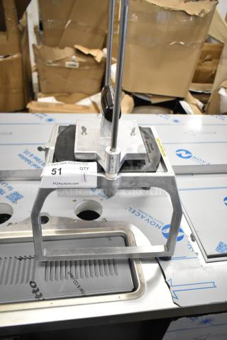 BRAND NEW SCRATCH AND DENT! Vollrath 55458 InstaCut 5.1 3/8