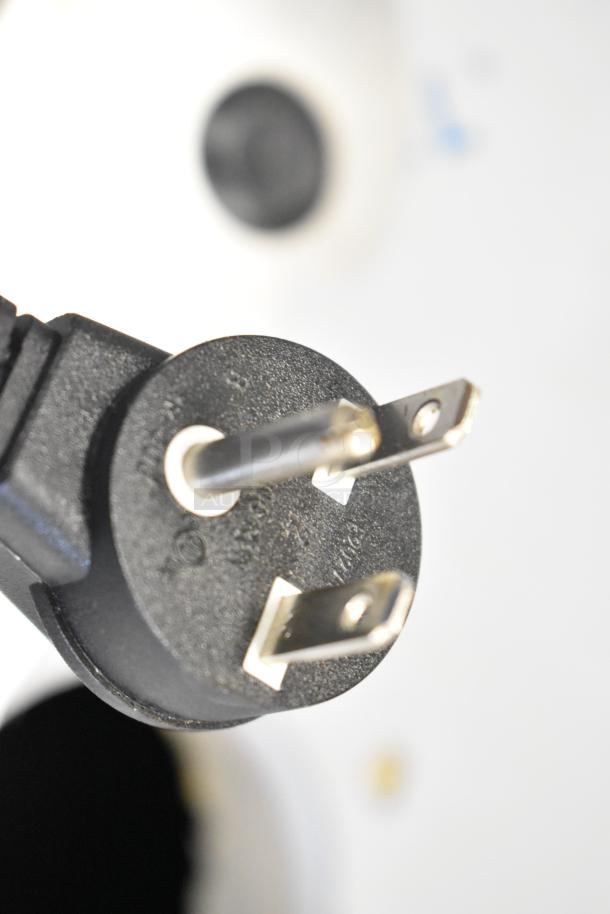 Alt text: Close-up of a black power plug for Avantco 177RCSB90 digital electric rice cooker.