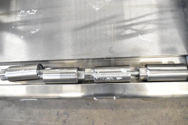 Brand new Avantco 177EG24N stainless steel 24" flat top griddle with thermostatic controls, scratch and dent condition.