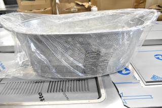 BRAND NEW SCRATCH AND DENT! Metal Ice Bucket - Item #1222352
