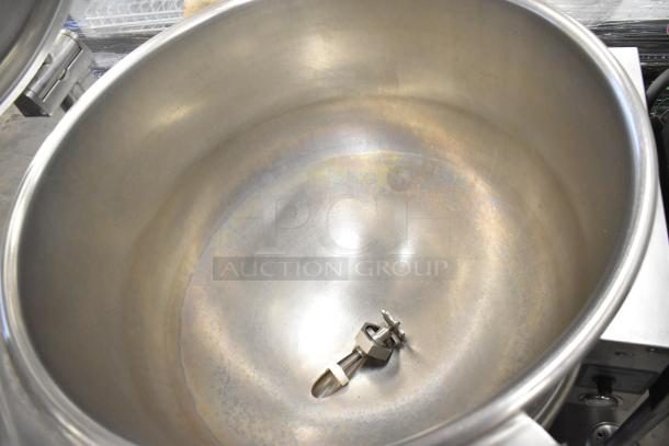 Cleveland KGL-40-T 40 Gallon Stainless Steel Steam Kettle, floor style, with 140,000 BTU, excellent condition.