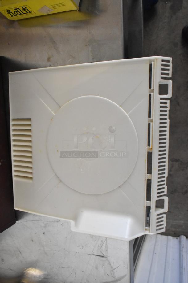 Stainless steel Solwave SWA21T countertop microwave, 208/240V, 1 phase, commercial quality, scratch and dent condition.