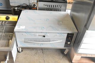 Brand new ServIt 423WDSFS1 stainless steel freestanding drawer warmer, 120V, slight scratch, dent. Model 2025.