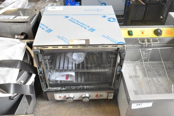 Brand new Cooking Performance Group 351COQT3A electric countertop convection oven, 3 tray, broken door glass, 110V.