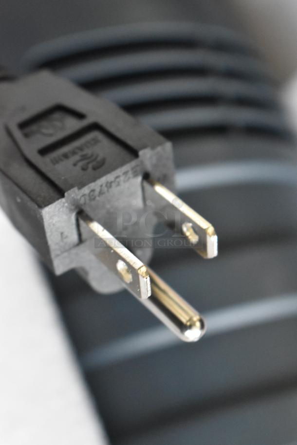 AvaMix 928IBHD18 brand new immersion blender plug, close-up. Heavy-duty, 18-inch, variable speed, 1 1/4 hp.