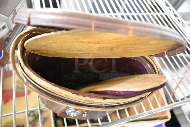 Mixed lot including figurines, Pez dispensers, magazines, a Romeo and Juliet book, and a boxing glove. Various conditions.