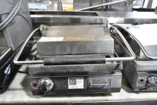 Star Pro Max PET14 Stainless Steel Panini Press; commercial countertop model, 125V, features a control knob and indicator light.