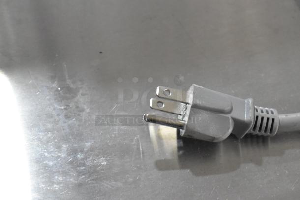 Power plug of the 2022 Solwave 180MW112T Commercial Microwave Oven, showing a 3-prong, 120V, 1-phase connection.