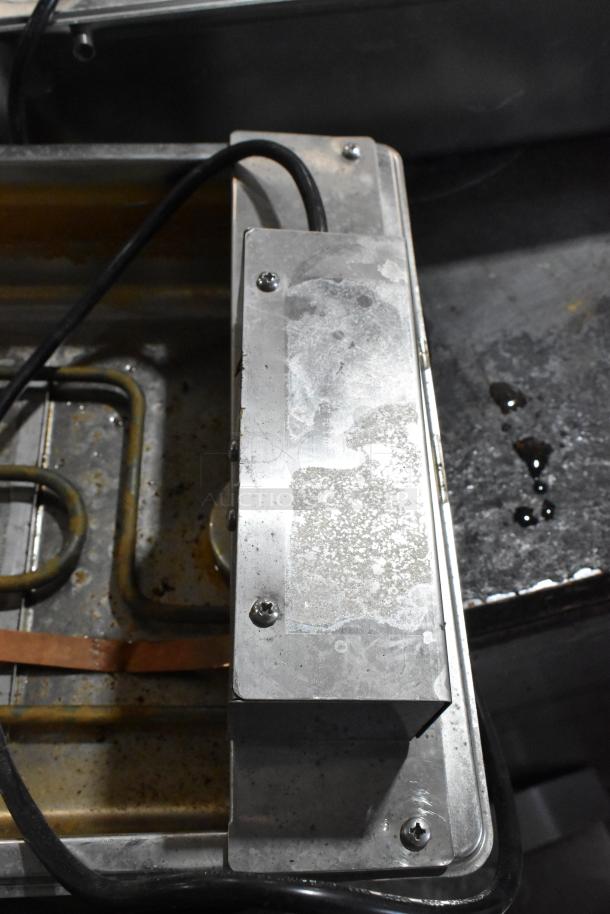 Continental F412502 metal evaporator tray, 120V, 1 phase, shows wear, includes wiring and mounting screws. 3 times your bid!