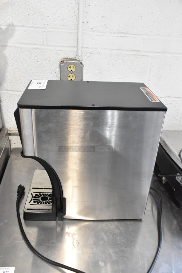 Bunn MyCafe Stainless Steel Commercial Countertop Espresso Machine, 115V, 1 Phase. Excellent condition, sleek design.