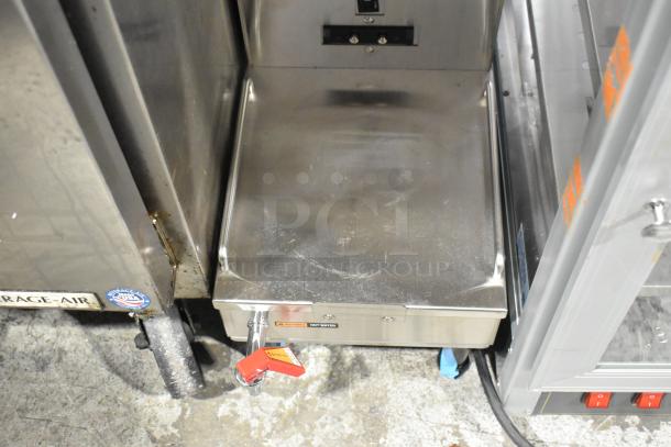 2024 Bunn SINGLE SH DBC stainless steel iced tea machine, features hot water dispenser, metal brew basket, 120V, 1 Phase.