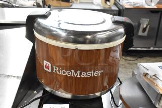 Town 56916W Rice Cooker, metal, countertop model, RiceMaster branding, 120V, 1 phase, woodgrain exterior, excellent condition.