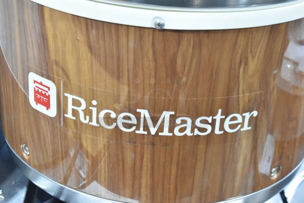 Town 56916W Metal Countertop Rice Cooker, 120V, 1 Phase, wood-grain finish with RiceMaster logo.