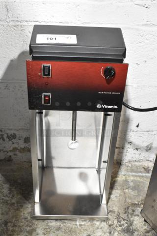 2025 Vita-Mix VM0805B stainless steel commercial drink mixer, 120 Volts, 1 Phase, excellent condition, auction tag visible.
